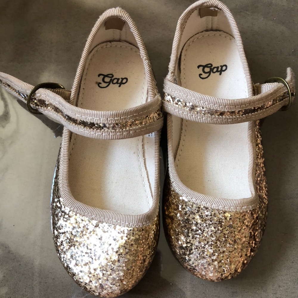 GAP Gold Toddler Shoes- Size 7